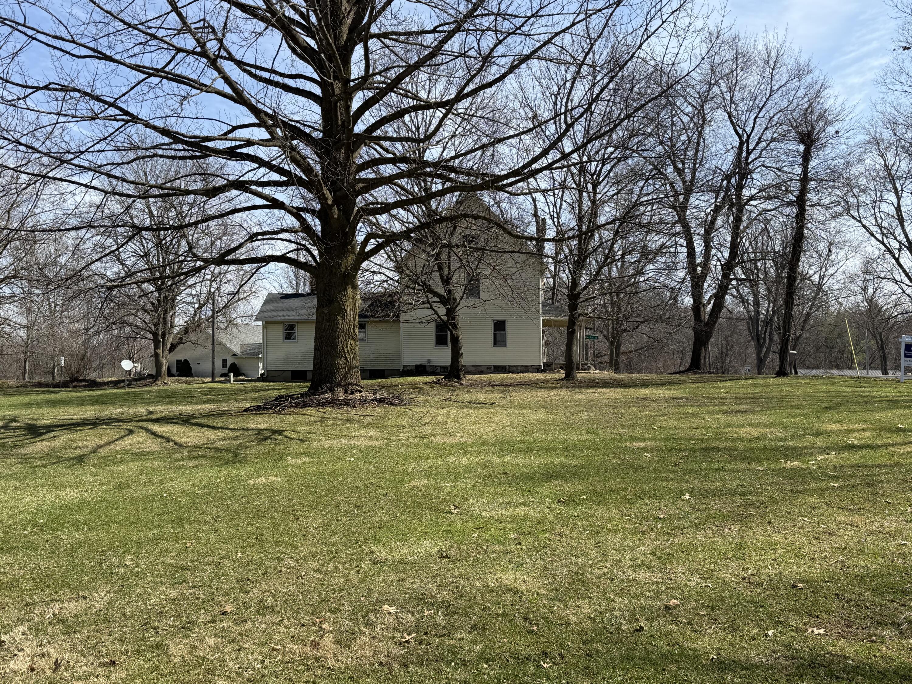 1981 Watkins Road Battle Creek, MI 49015 - Photo 27 of 39 IMG_5043