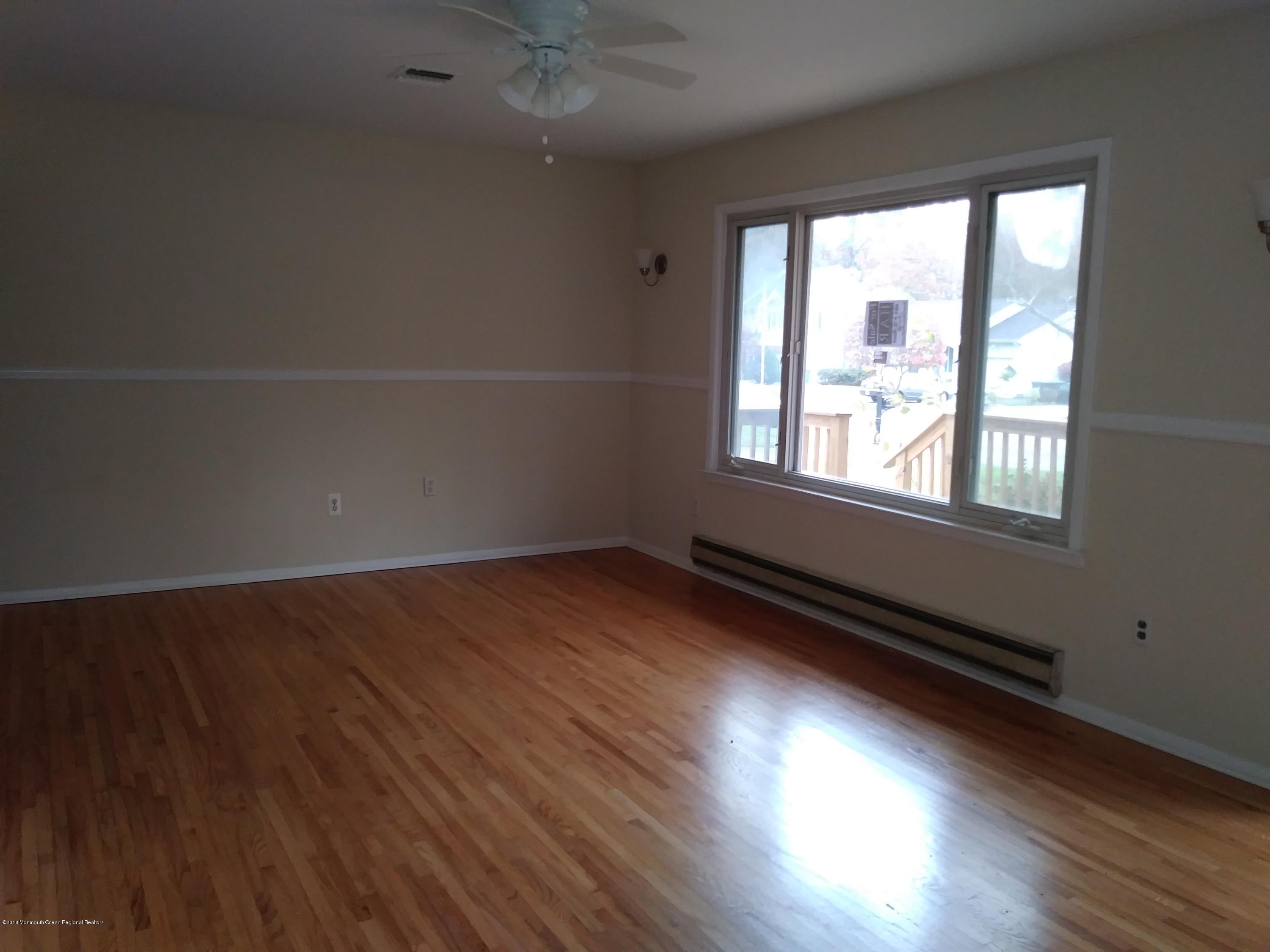 232 Crows Nest Road Manahawkin, NJ 08050 - Photo 3 of 20 20181102_091240