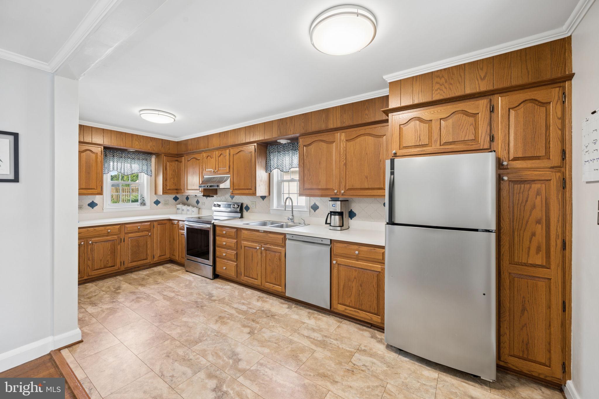 2626 Wentworth Road Baltimore, MD 21234 - Photo 16 of 75