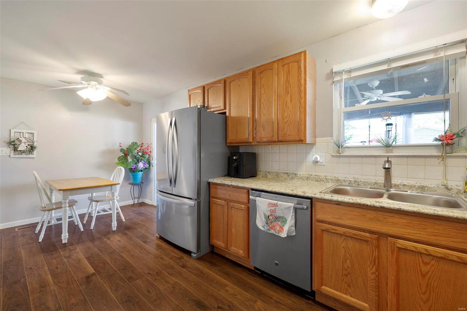 70 Country Hill Road St. Peters, MO 63376 - Photo 6 of 27