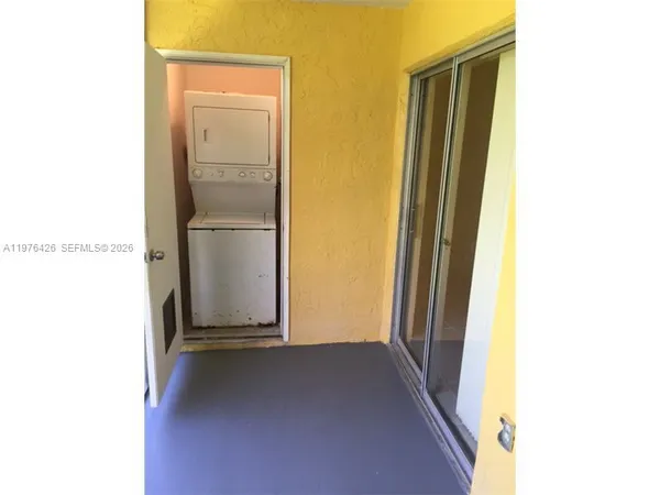 $1,900 | 216 Meadows Circle, Unit 216, Boynton Beach, FL 33436