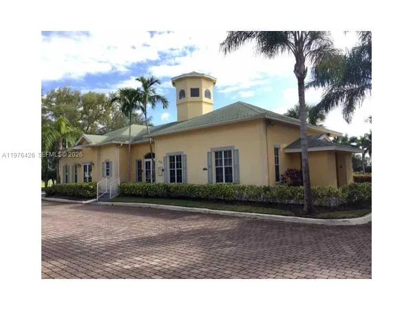 $1,900 | 216 Meadows Circle, Unit 216, Boynton Beach, FL 33436