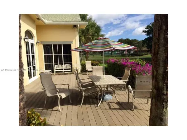 $1,900 | 216 Meadows Circle, Unit 216, Boynton Beach, FL 33436