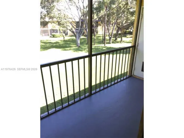 $1,900 | 216 Meadows Circle, Unit 216, Boynton Beach, FL 33436