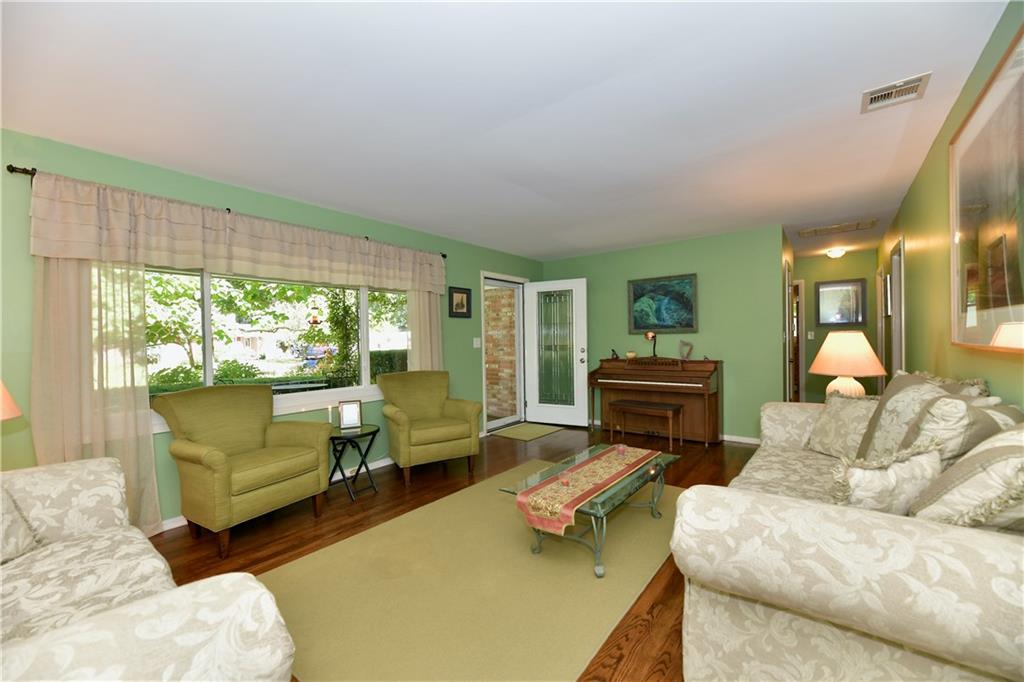 6091 Manning Road Indianapolis, IN 46228 - Photo 17 of 43 Gallery Image 17
