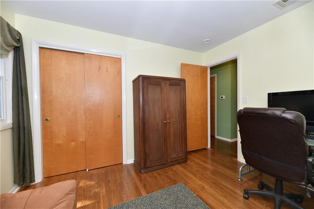 6091 Manning Road Indianapolis, IN 46228 - Photo 36 of 43 Gallery Image 36