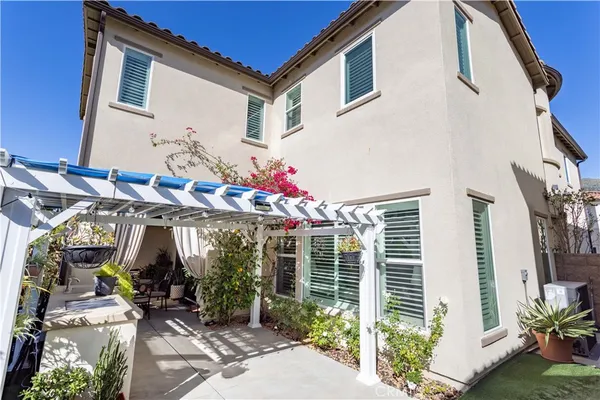 $1,475,000 | 20742 Pine Cone Circle, Porter Ranch, CA 91326