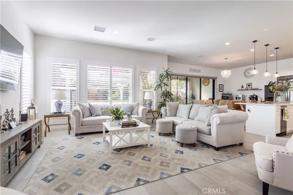 $1,475,000 | 20742 Pine Cone Circle, Porter Ranch, CA 91326