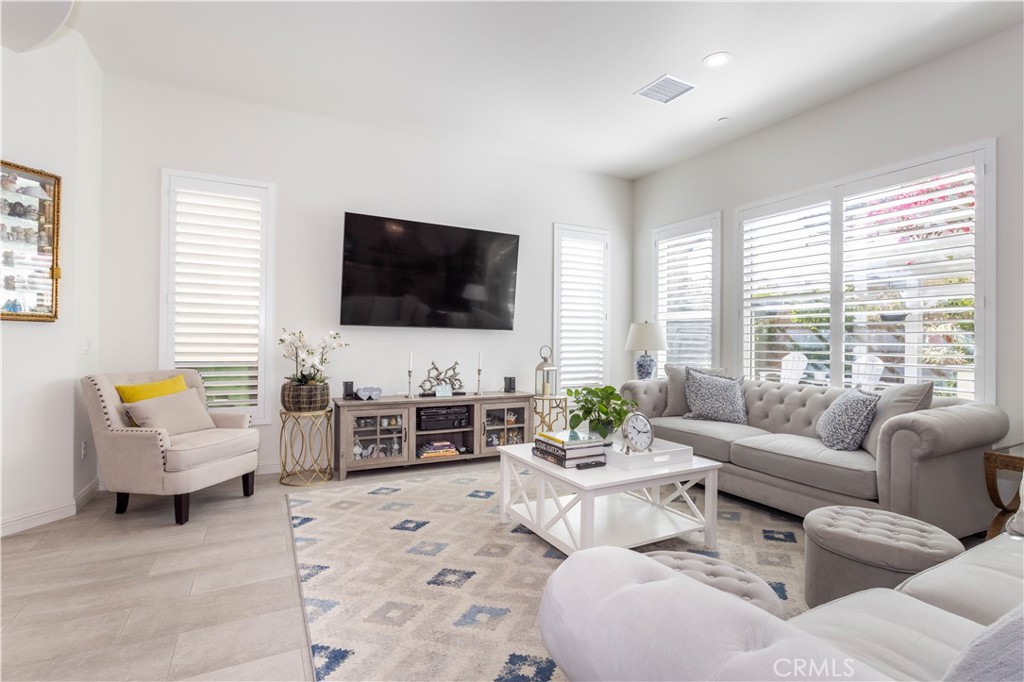 20742 Pine Cone Circle Porter Ranch, CA 91326 - Photo 9 of 54