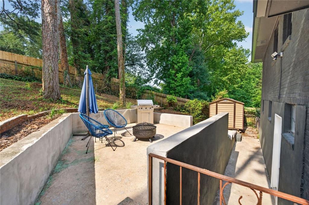 2537 Fontaine Circle Decatur, GA 30032 - Photo 31 of 46 Gallery Image 31