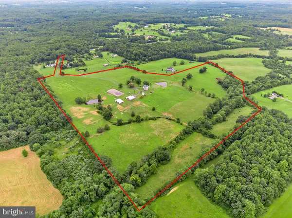 $1,425,000 | 13537 Spotswood Way, Amissville, VA 20106