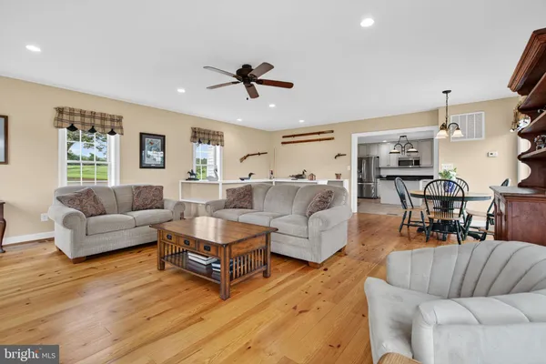 $1,425,000 | 13537 Spotswood Way, Amissville, VA 20106