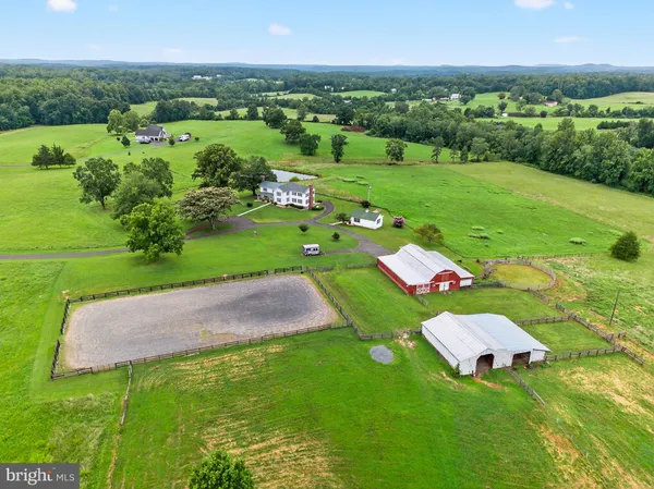 $1,425,000 | 13537 Spotswood Way, Amissville, VA 20106