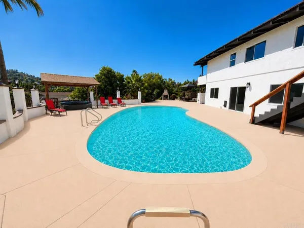 $2,199,900 | 4816 Redondo Drive, La Mesa, CA 91941