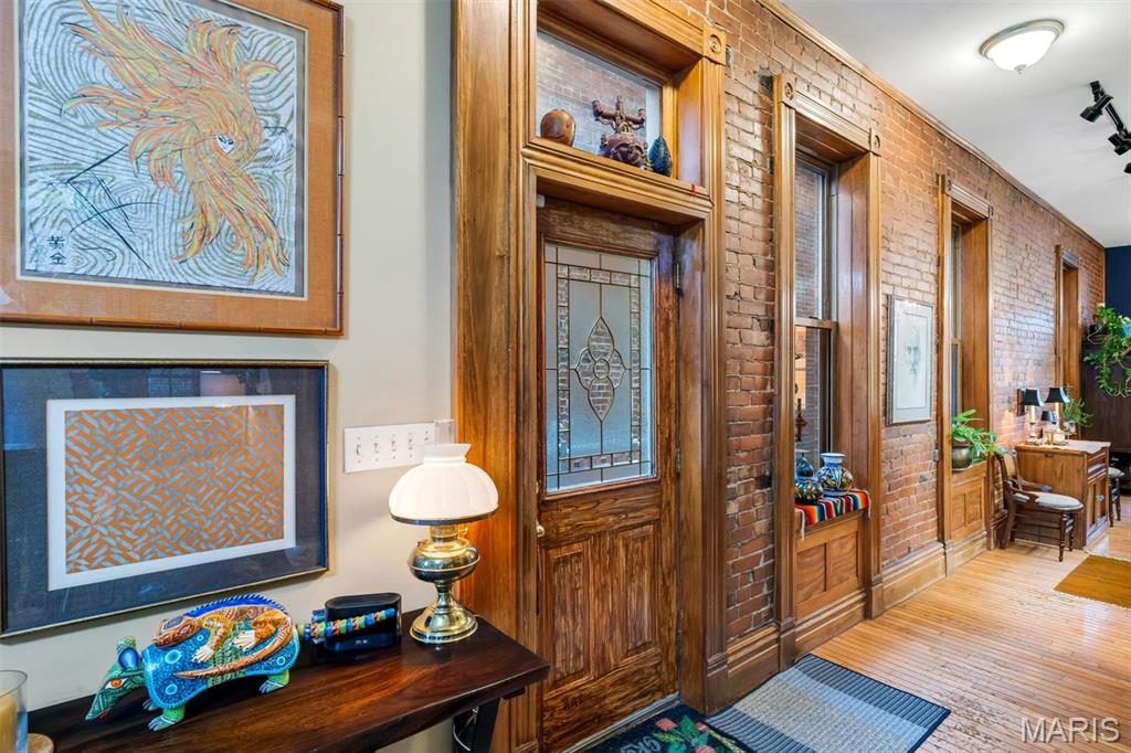 1941 Congress Street St. Louis, MO 63118 - Photo 7 of 52