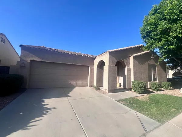 $2,195 | 7052 East Keats Avenue, Mesa, AZ 85209