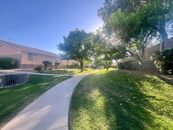 $2,195 | 7052 East Keats Avenue, Mesa, AZ 85209