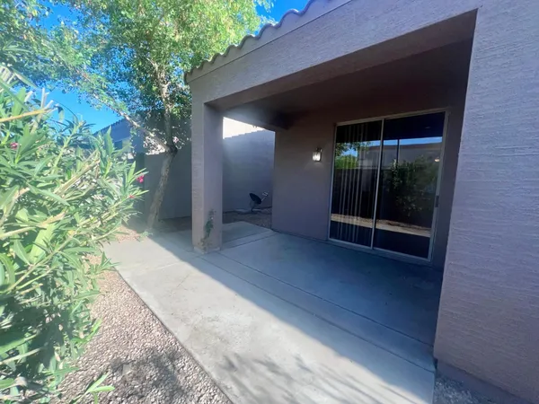 $2,195 | 7052 East Keats Avenue, Mesa, AZ 85209