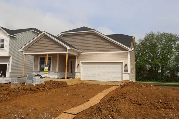 $455,000 | 1514 Acadia Drive, Unit 7, Maineville, OH 45039