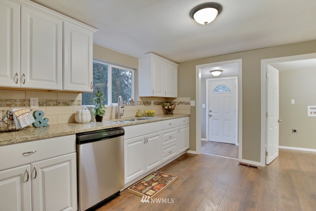 4913 David Road Northwest Bremerton, WA 98312 - Photo 12 of 23 Gallery Image 12