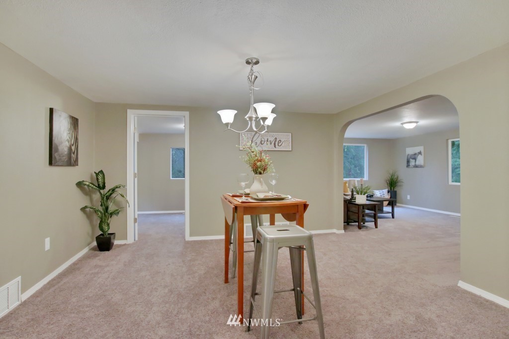 4913 David Road Northwest Bremerton, WA 98312 - Photo 9 of 23 Gallery Image 9