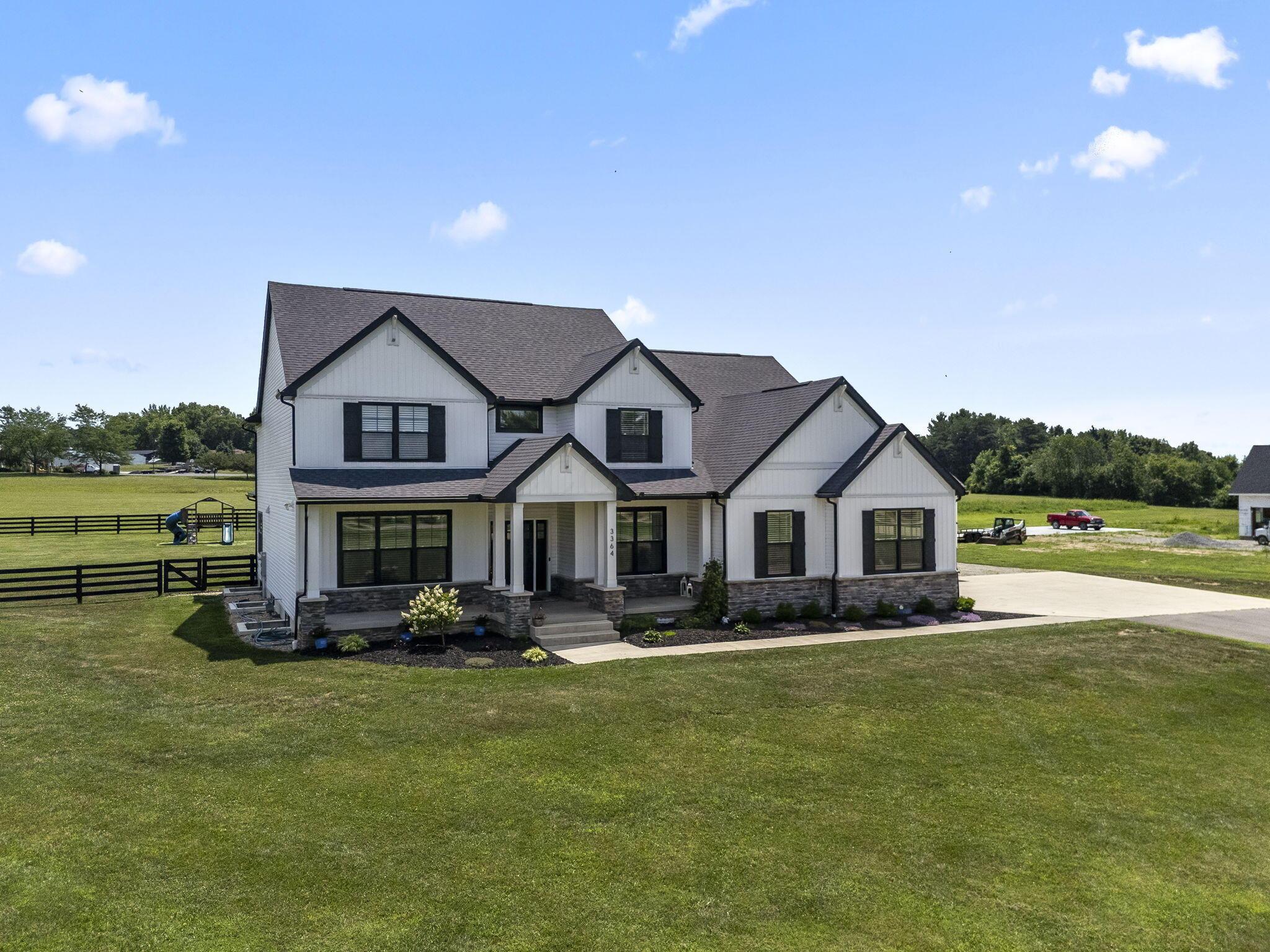 3364 Tschopp Road Northeast Lancaster, OH 43130 - Photo 2 of 80 Left Elevation