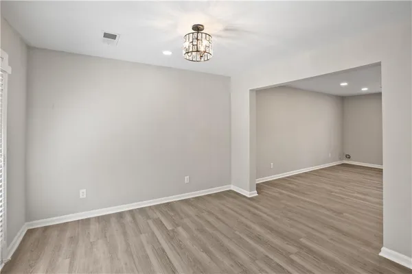 $1,800 | 124 Holcomb Ferry Road, Roswell, GA 30076