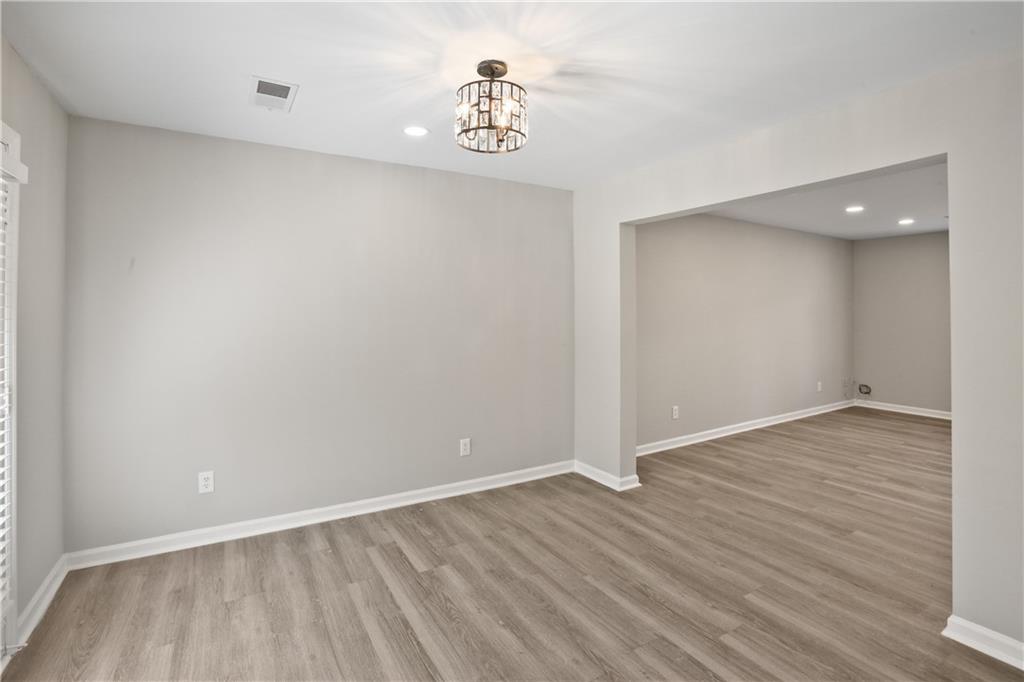 124 Holcomb Ferry Road Roswell, GA 30076 - Photo 3 of 20