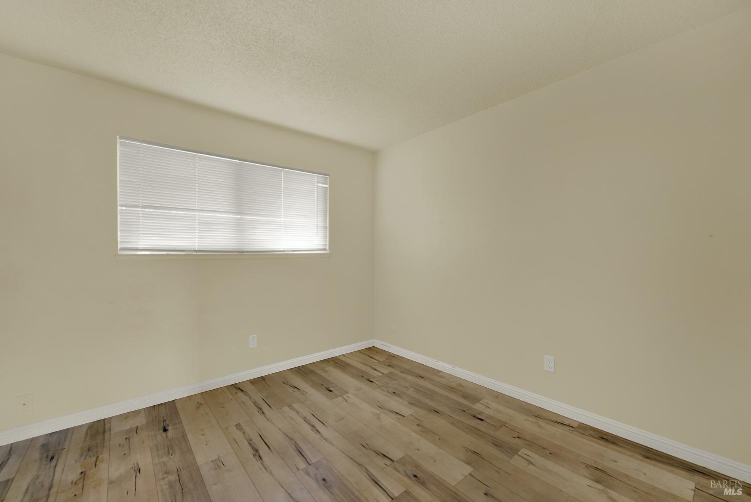 499 Apple Tree Lane Fairfield, CA 94533 - Photo 39 of 69 Bedroom 1