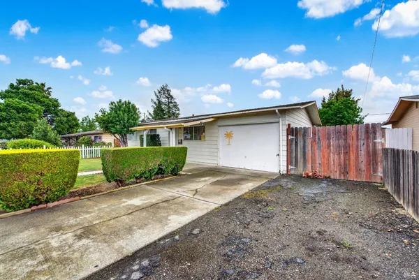 $399,000 | 499 Apple Tree Lane, Fairfield, CA 94533