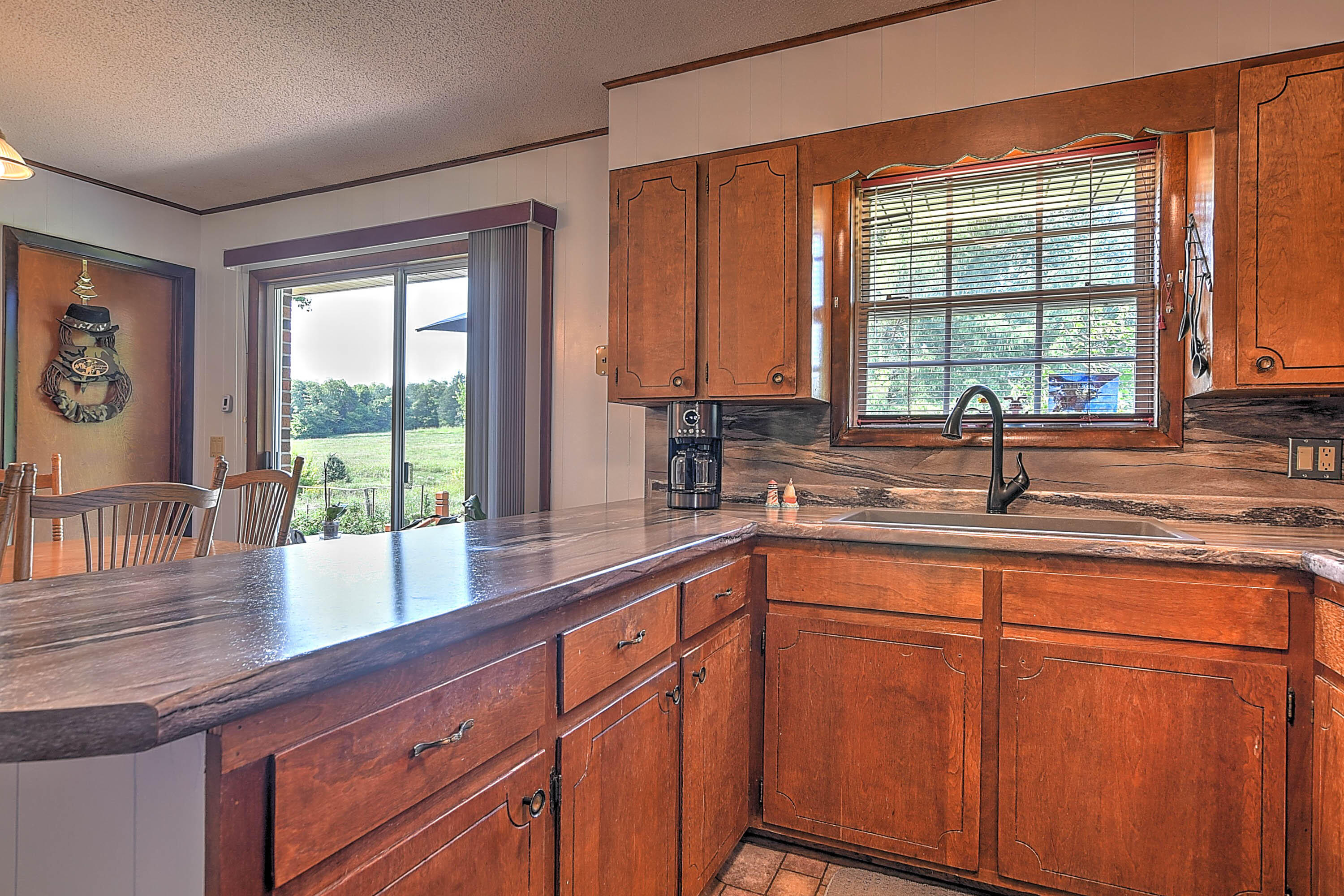 203 Lola Humphreys Road Limestone, TN 37681 - Photo 11 of 35 Lola Humprys-11