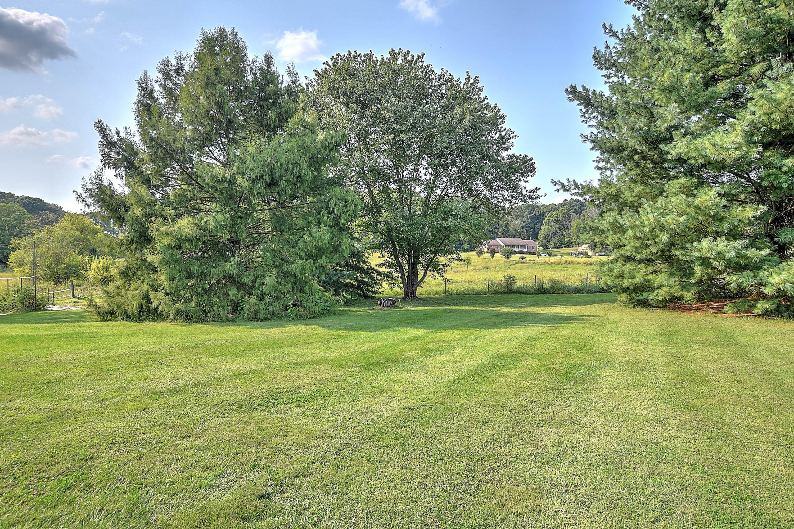 203 Lola Humphreys Road Limestone, TN 37681 - Photo 29 of 35 Lola Humprys-34