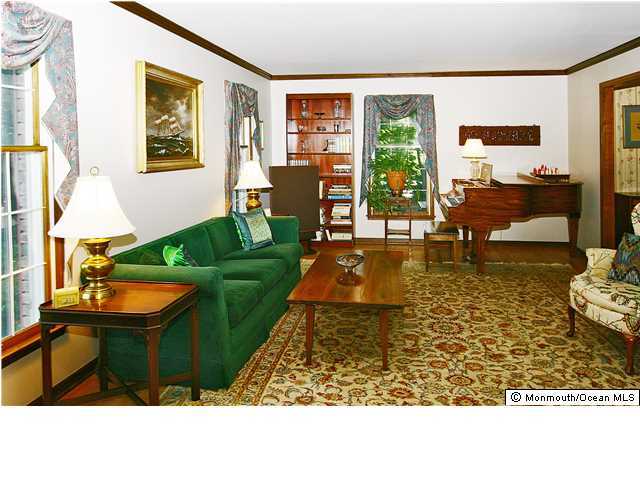 29 Farm Road Middletown, NJ 07748 - Photo 4 of 23 Additional Photo