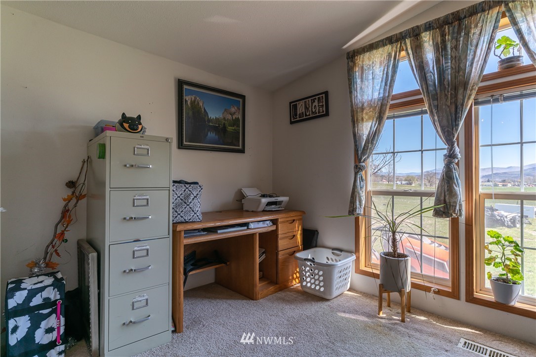 98 Hanson Road Malott, WA 98829 - Photo 31 of 39 Gallery Image 31