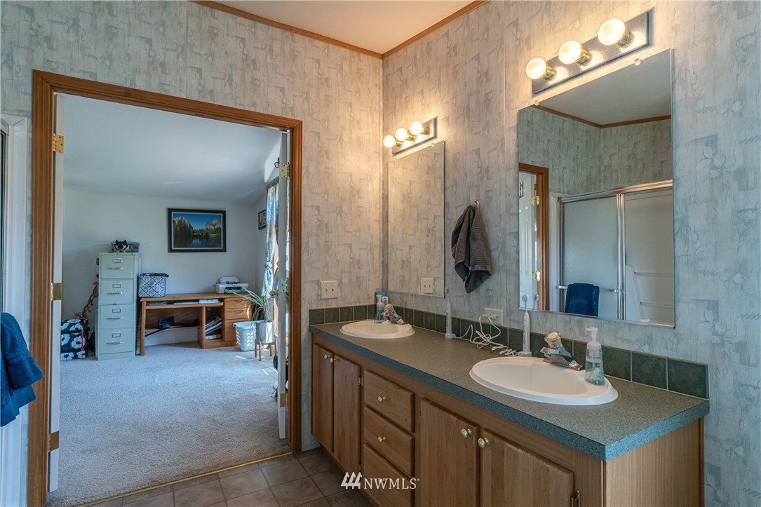 98 Hanson Road Malott, WA 98829 - Photo 34 of 39 Gallery Image 34