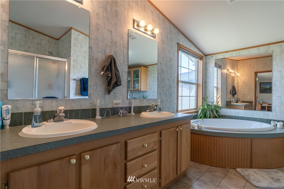 98 Hanson Road Malott, WA 98829 - Photo 35 of 39 Gallery Image 35
