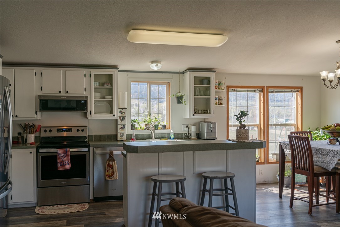 98 Hanson Road Malott, WA 98829 - Photo 8 of 39 Gallery Image 8