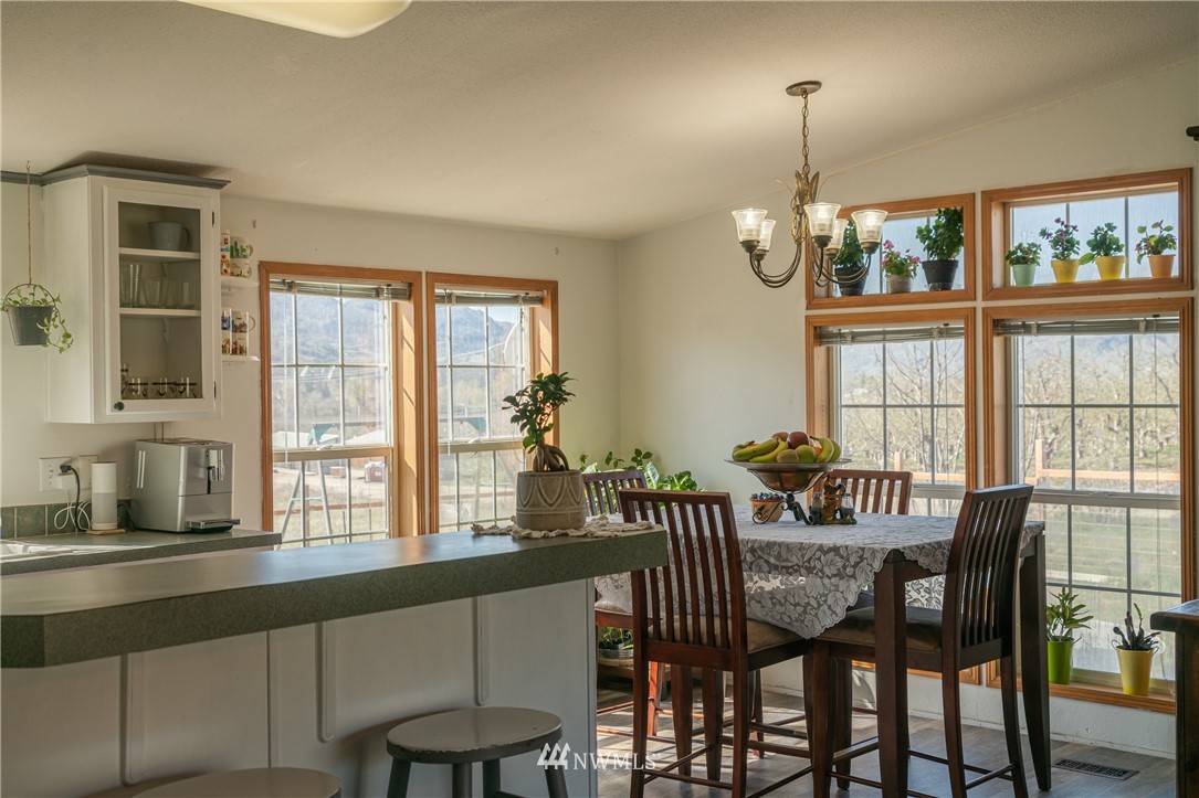 98 Hanson Road Malott, WA 98829 - Photo 9 of 39 Gallery Image 9