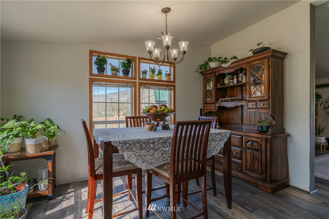 98 Hanson Road Malott, WA 98829 - Photo 10 of 39 Gallery Image 10