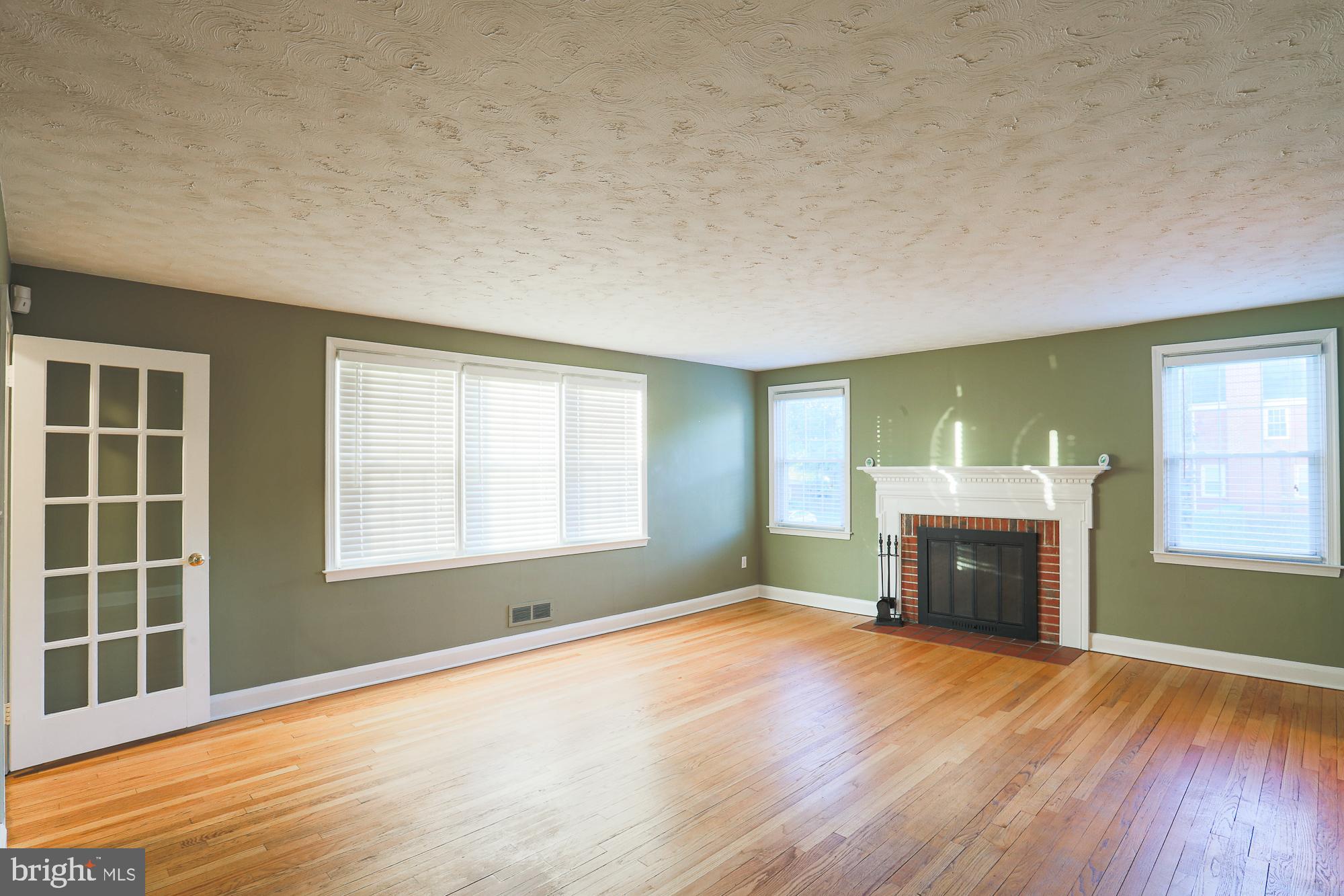 8600 Pleasant Plains Road Baltimore, MD 21286 - Photo 6 of 39