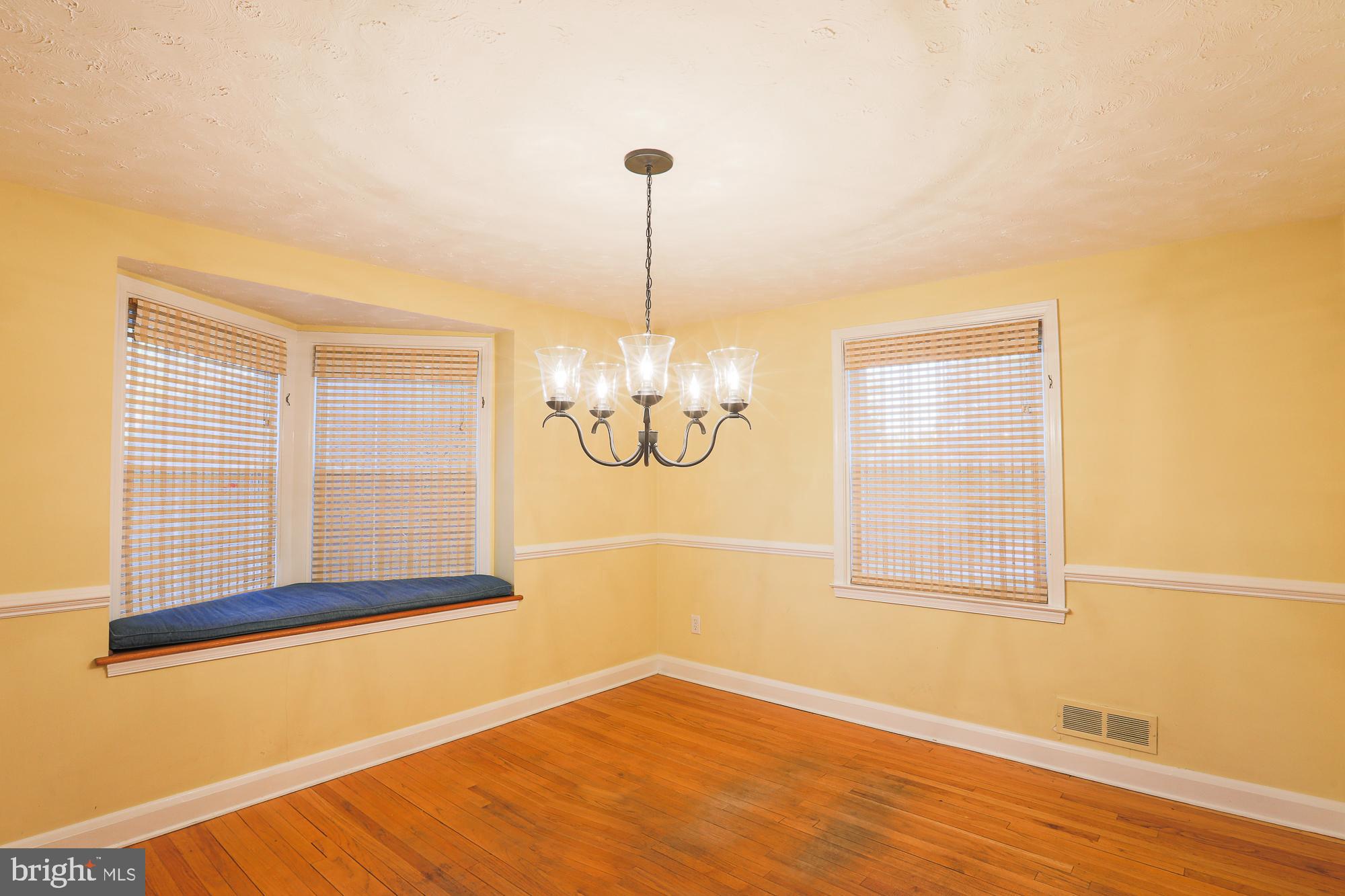 8600 Pleasant Plains Road Baltimore, MD 21286 - Photo 9 of 39
