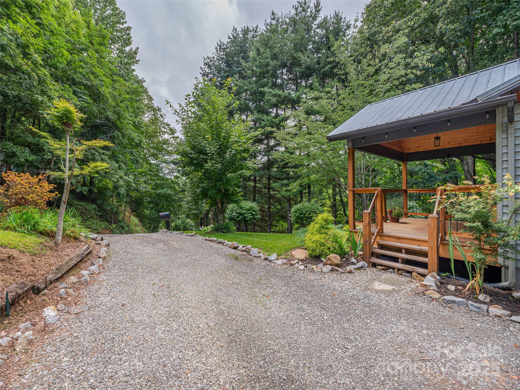 377 Plott Mountain Road Waynesville, NC 28786 - Photo 3 of 25 Gallery Image 3