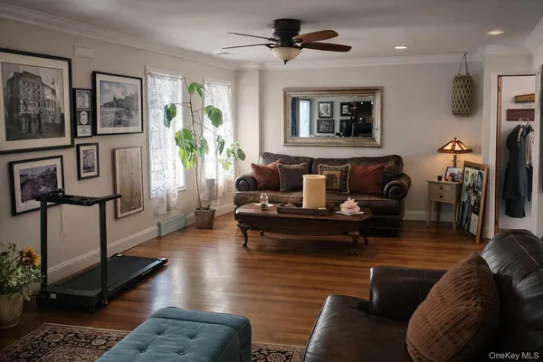 $725,000 | 33 2nd Street, Bayport, NY 11705