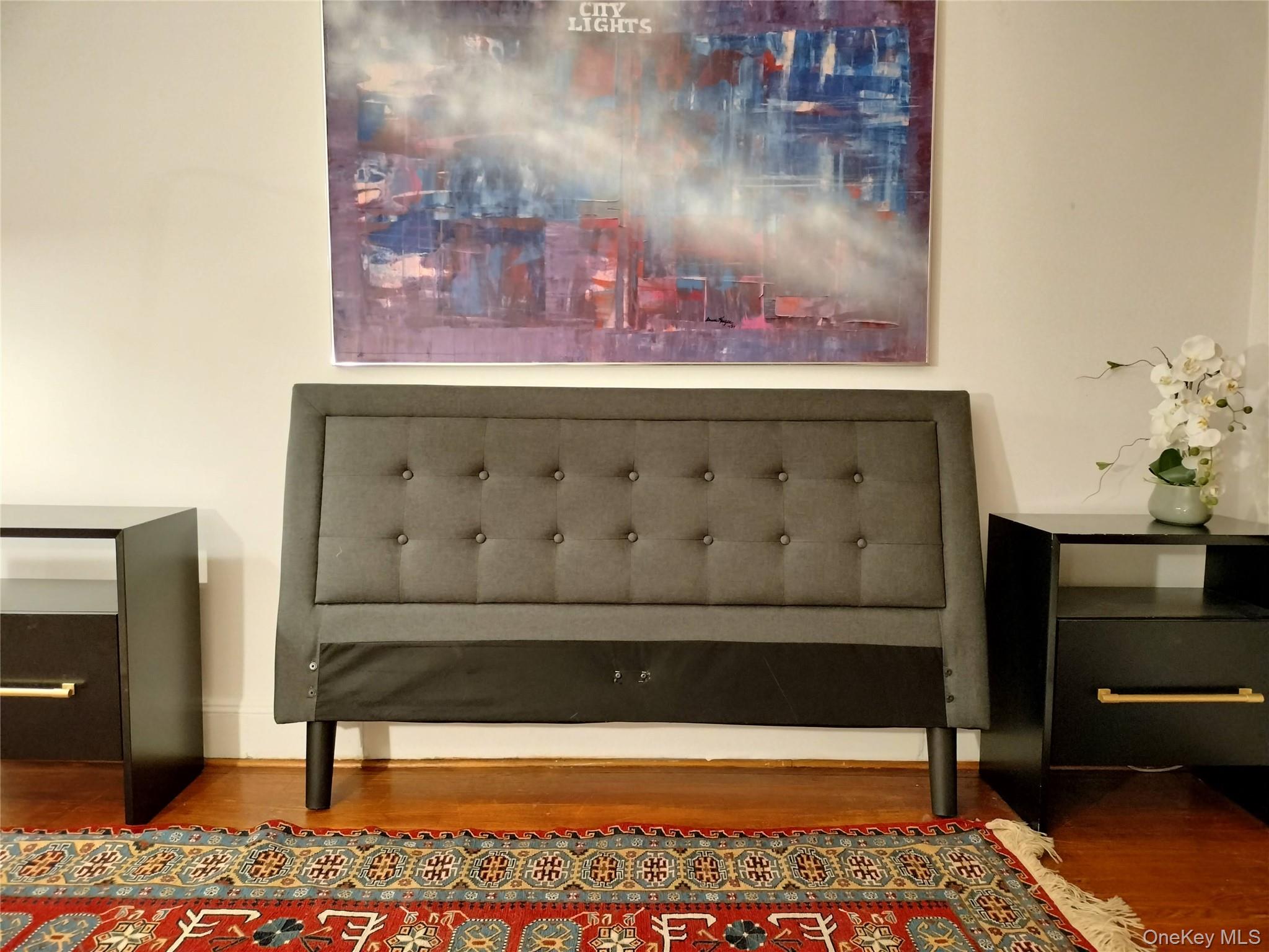 334 East 53rd Street, Unit 3A Manhattan, NY 10022 - Photo 4 of 9 a view of a bench in a patio