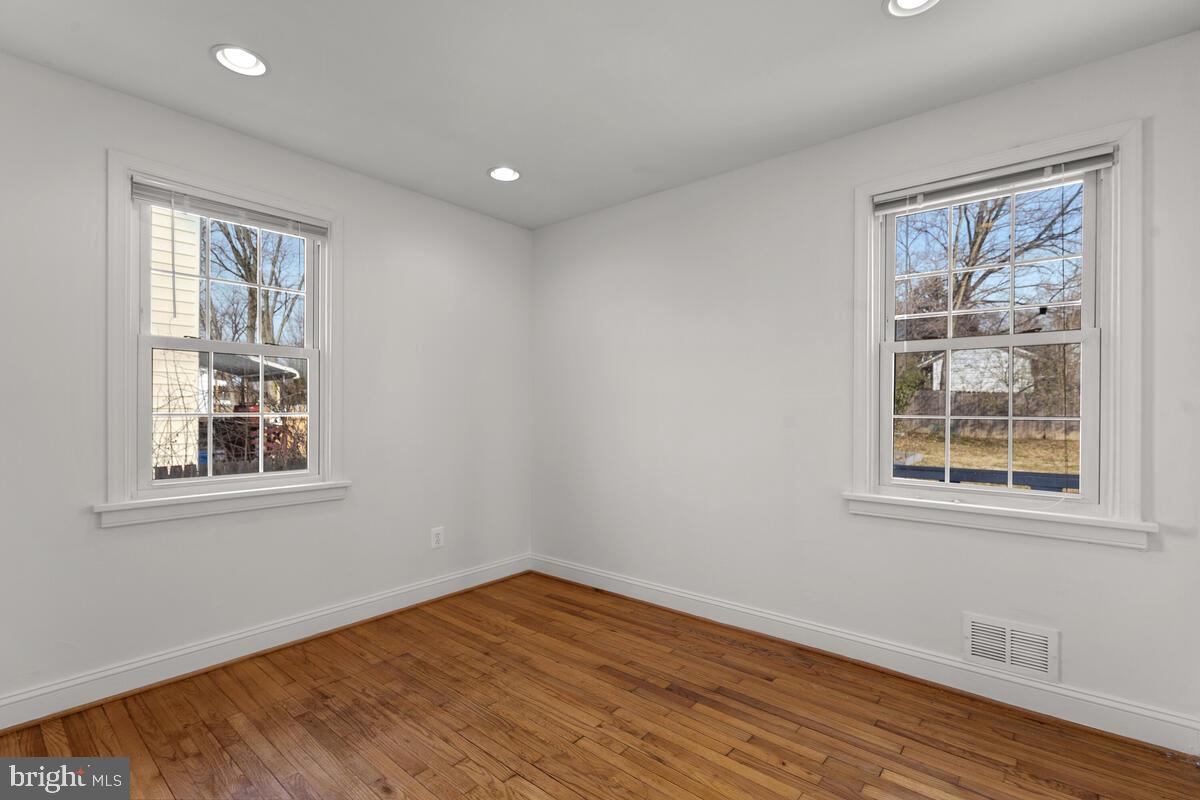 2515 Randolph Road Silver Spring, MD 20902 - Photo 17 of 41