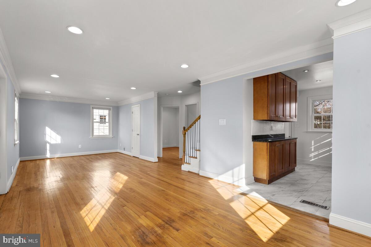 2515 Randolph Road Silver Spring, MD 20902 - Photo 7 of 41