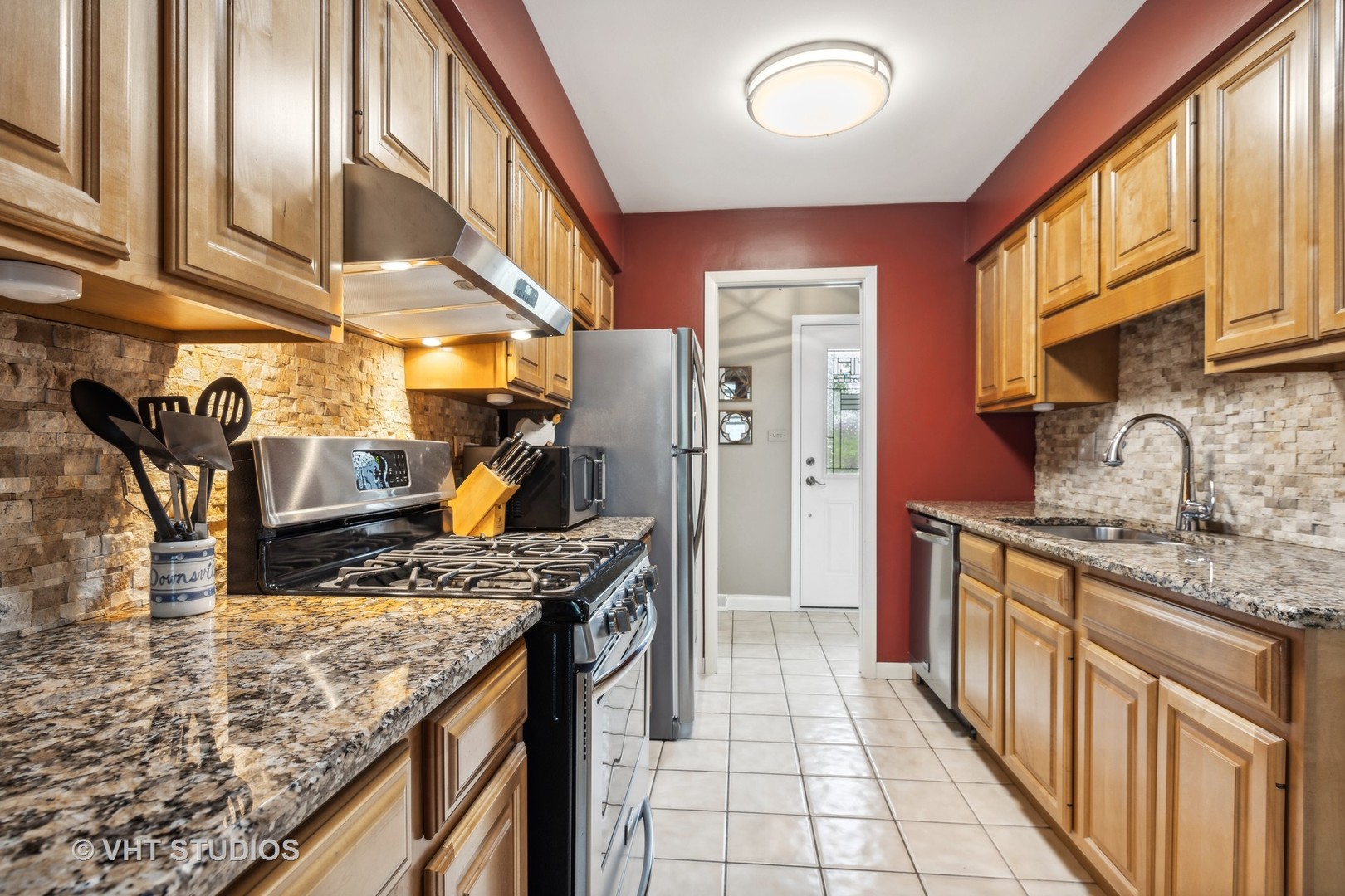 9S205 Kearney Road Downers Grove, IL 60561 - Photo 9 of 22 Gallery Image 9