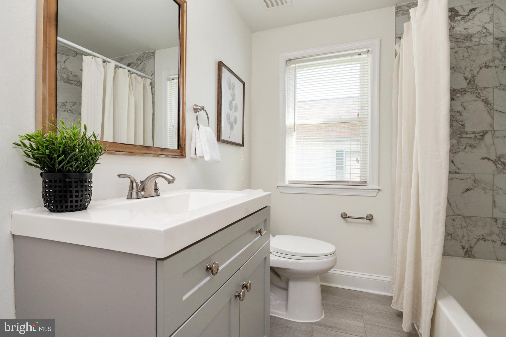 5 Hampton Road Linthicum Heights, MD 21090 - Photo 14 of 36 Bathroom 1