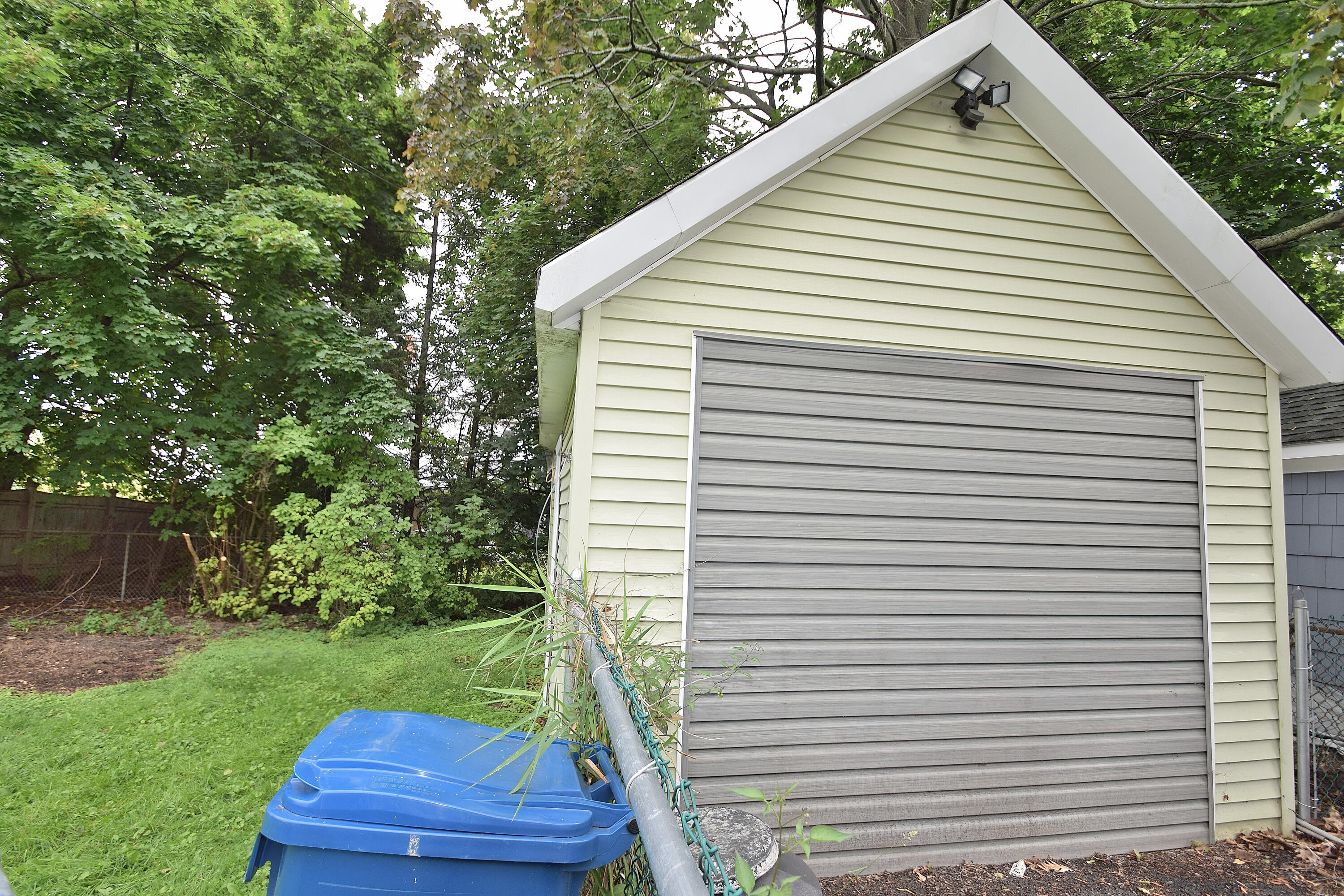 15 Deerfield Road Portland, ME 04101 - Photo 48 of 61 Garage