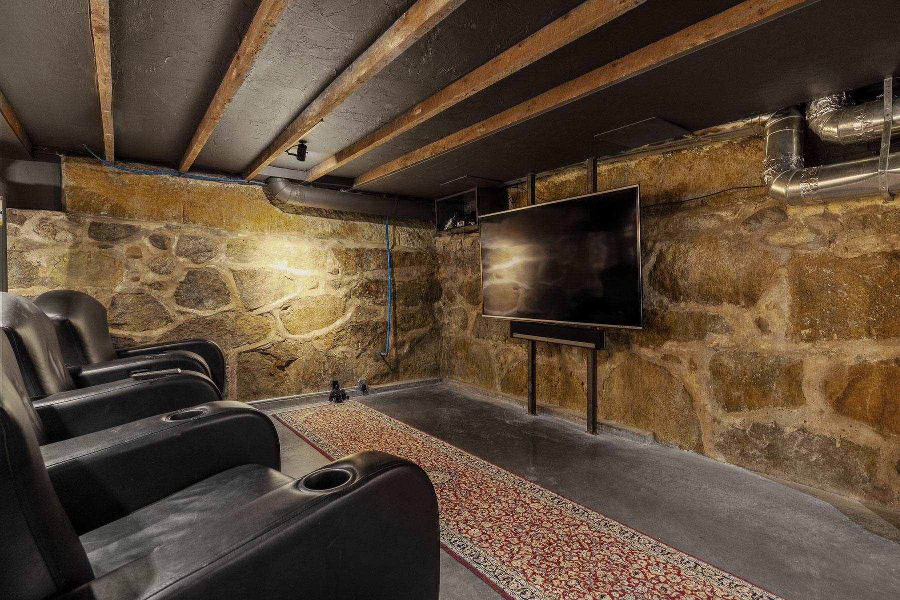 145 Exeter Road Hampton Falls, NH 03844 - Photo 31 of 40